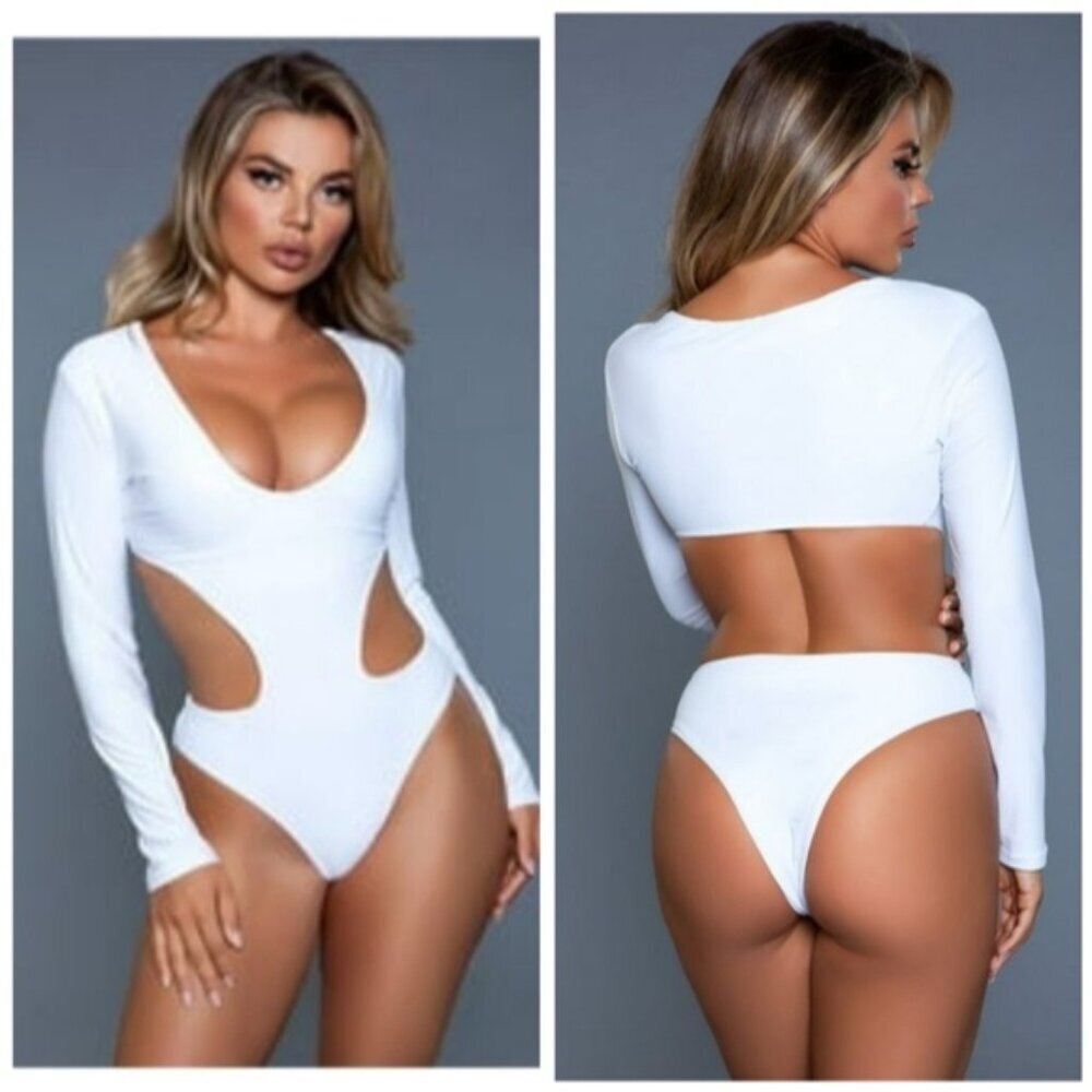 Be Wicked White Long Sleeve Bosysuit Swimsuit Cut Out Back New NWT Medium Sexy